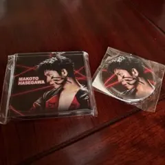 長谷川慎　DMMスクラッチ　アクリルブロック、缶バッジセット