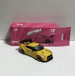 GTR R35 minigtもどき ピンク トリコカラー - メルカリ