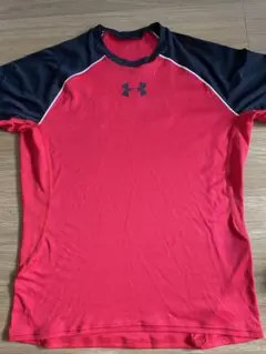 Under Armour トレーニングトップ レッド/ブラック