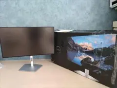 Dell U2724DE 27インチ　 ディスプレイ 　モニター　2025年製のサムネイル
