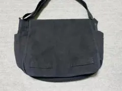 【ほぼ新品】ROTHCO（ロスコ）キャンバス メッセンジャーバッグのサムネイル