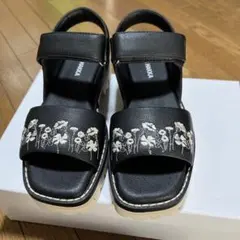 Item thumbnail for item c0d8d44b-8332-44b0-b954-380d71809f1c