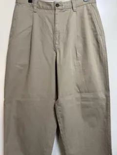 ユニクロ JW ANDERSON タックワイドチノ 85