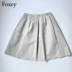 美品　FOXEY NEWYORK フォクシー　フレアスカート　ロゴプレート　40