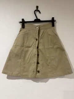 To b. by agnes b. ベージュ ミニスカートのサムネイル