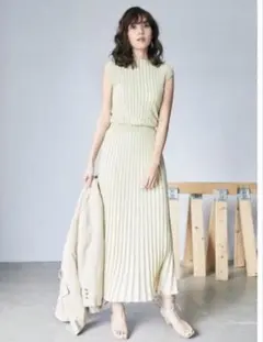 プリーツリブニットワンピ FRAY I.D