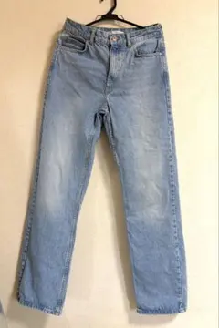 ZARA ライトブルー ストレートデニム