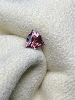 ピンクジルコン1.105ct