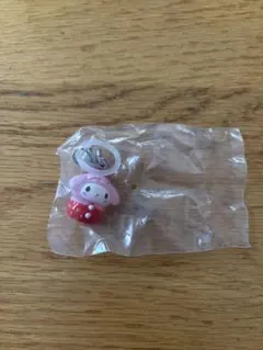 サンリオ　ガチャ　いちごめじるしアクセサリー