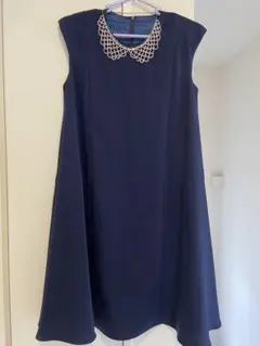 ネイビー　ワンピース ノースリーブ フレアー
