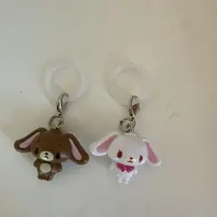 くろうさ　シュガーバニーズ　しろうさ サンリオ めじるしチャーム