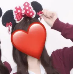 ディズニー ミニーカチューシャ赤 水玉 イヤリング