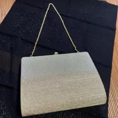 ゴールド メタリッククラッチバッグ ハンドバッグ