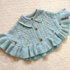 バースデイ フタフタ 花柄刺繍ニットポンチョ