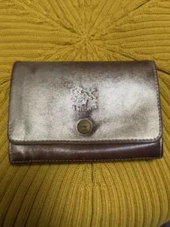 IL BISONTE ゴールド　二つ折り財布