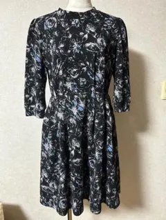 レディース　ドレスのサムネイル