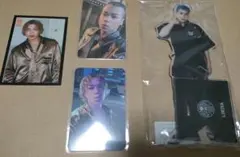 LIKIYA アクリルスタンド & フォトカードセット