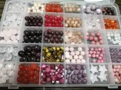 天然石　大量！ピンク系ビーズ　セット　ケース入り