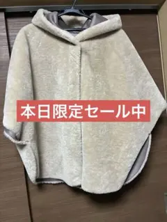 値下げ中！美品　SEADRAKEエコファーフード付きポンチョのサムネイル