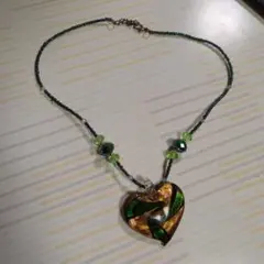 ハート型ガラスペンダントネックレス