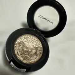 M.A.C エクストラ ディメンション アイシャドウ シーワーシップ