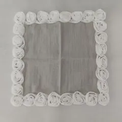 クラシクスザスモールラグジュアリ　round rose　フリリア　 ハンカチのサムネイル