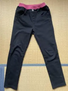 裏起毛　黒パンツ　160cm
