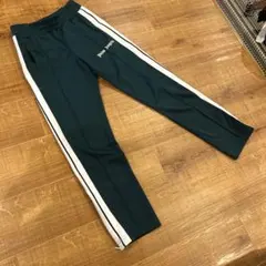 Item thumbnail for item 04bfbe4c-00d4-43fb-ae42-9ceb44ffe8ba