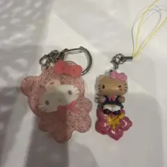 ハローキティ キーホルダーとストラップセット