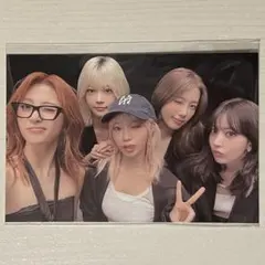 LESSERAFIM HOT ポストカード