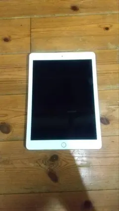 196【早い者勝ち】電池最良好☆iPad7 第7世代 32GB WIFIモデル
