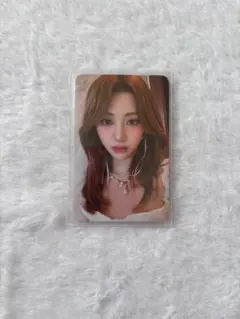 【最安値】 Le Sserafim ユンジン　hot ktown4u
