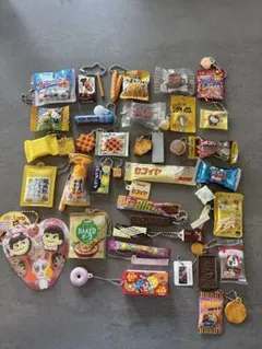 総額1万円以上です！　ミニチュア　ガチャガチャ　お菓子　まとめ売り　29点