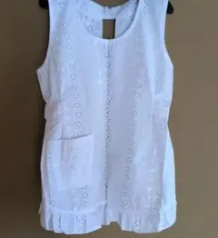 ホワイト刺繍エプロン