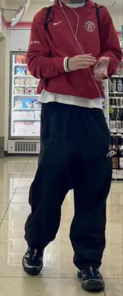 Item thumbnail for item bf44cc99-75d2-4fb8-a95d-58d2f158889d