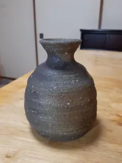 信楽焼　一輪挿し　花器のサムネイル