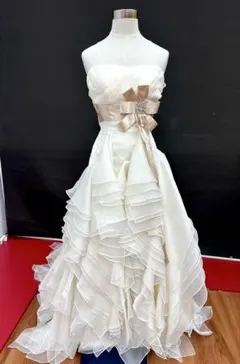 値下げしました ウェディング ドレス （9号）［pl020］「段フリル 