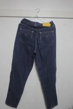‼️値下げしました‼️Levi's Red ストライプ デニムパンツのサムネイル