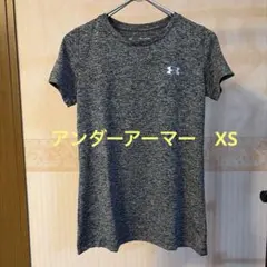 美品Under Armour HeatGear Tシャツ レディースXSサイズ