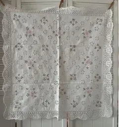 ヴィンテージ ピンクのお花刺繍テーブルクロスのサムネイル
