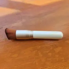 24hcosmeファンデーションブラシフェイスブラシメイク用品チークのサムネイル