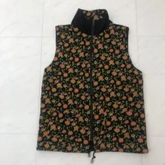 リバーシブル　花柄ジレ（黒・オレンジ）ベスト