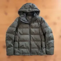 UNIQLOシームレスダウンパーカ