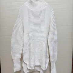 AKINI（M）アキニ ハイネック リブニットセーター ホワイト切り替えデザイン