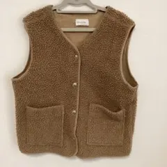 ベージュ ボア ベスト 2ポケット