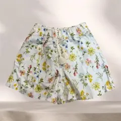 branshes 花柄ショートパンツ 100 春　夏