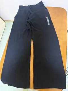 ユニクロ　ウォッシャブルニットリブパンツ