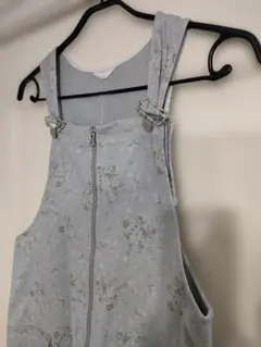 美品✦PINKHOUSEピンクハウス　水色小花柄デニムサロペットスカートFREE