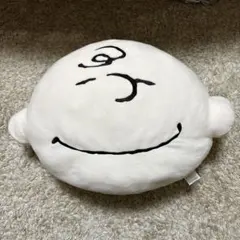 ユニクロ スヌーピー チャーリーブラウン クッション