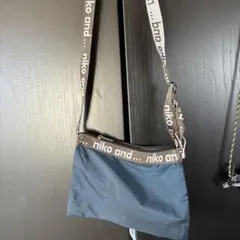 niko and... ショルダーバッグ ブルーナイロン軽い